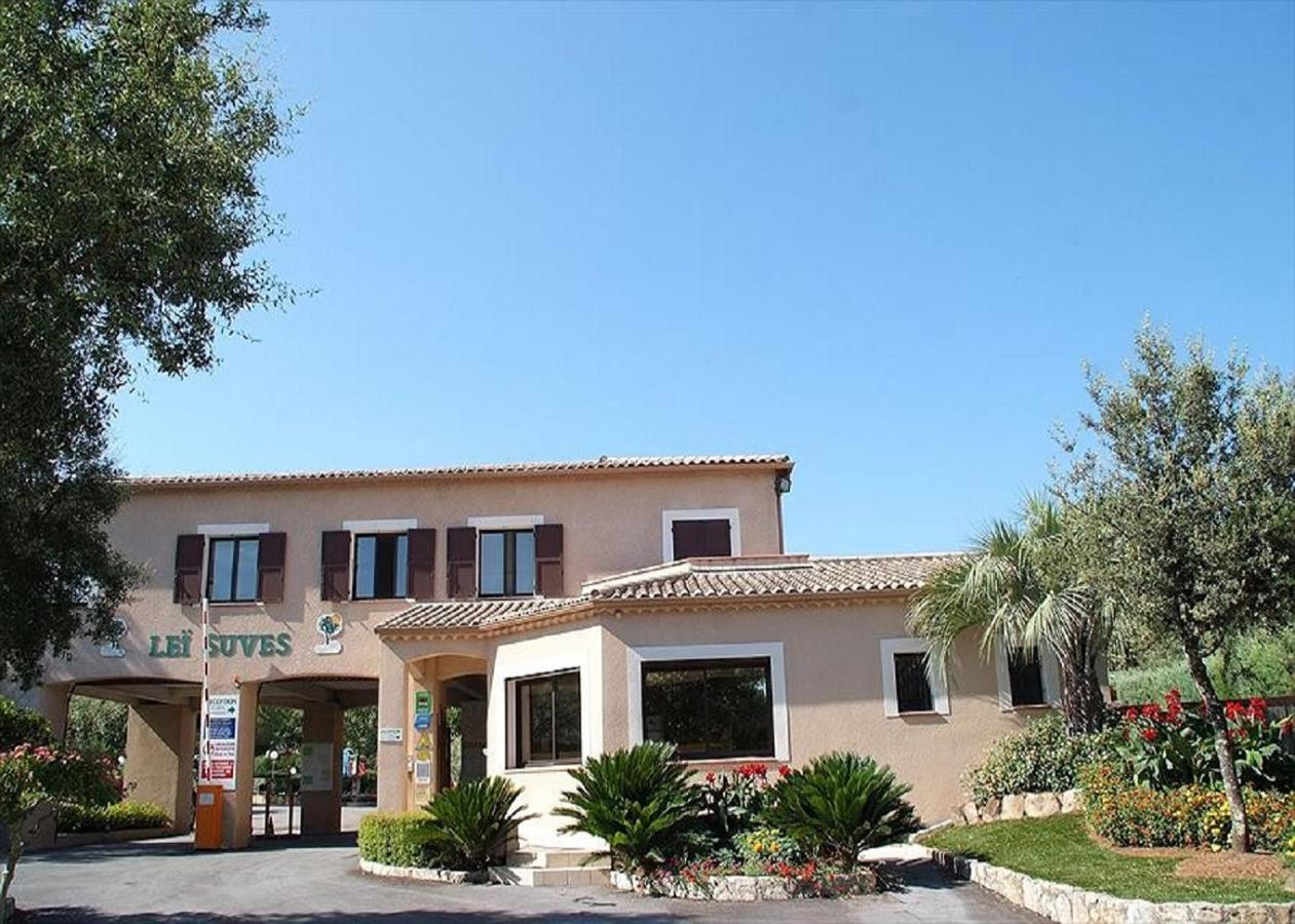 Campsite Greenchalets Sur Argens *