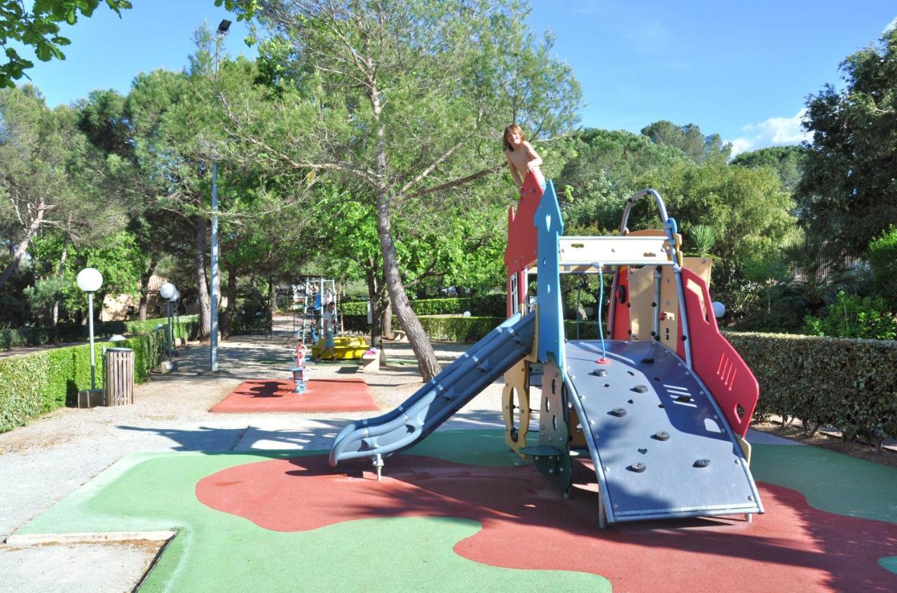 Campsite Greenchalets Sur Argens Roquebrune-sur-Argens